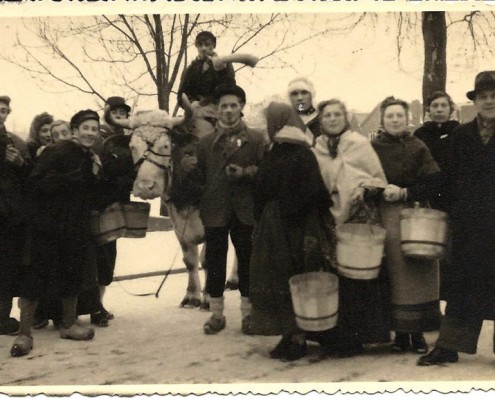 optocht 1947 groep Morgat. Geheel rechts Jef Weekers