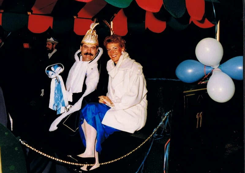 Preens Jacques IV & Anneliet biej sleuteloverdracht