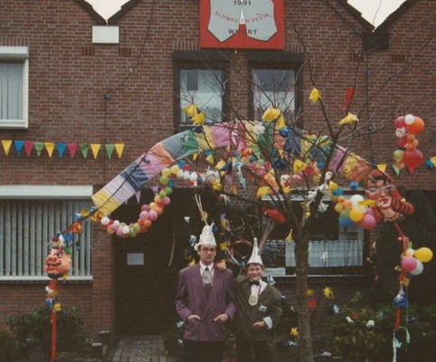 91-01-18 met Ramache I veur oees prachtig vursieertj hoees