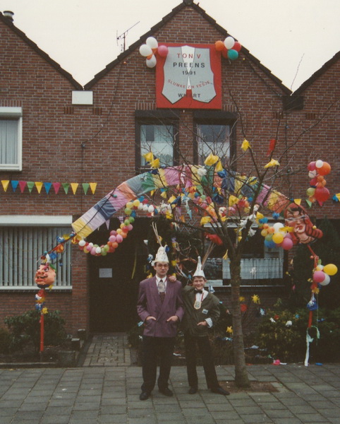 91-01-18 met Ramache I veur oees prachtig vursieertj hoees