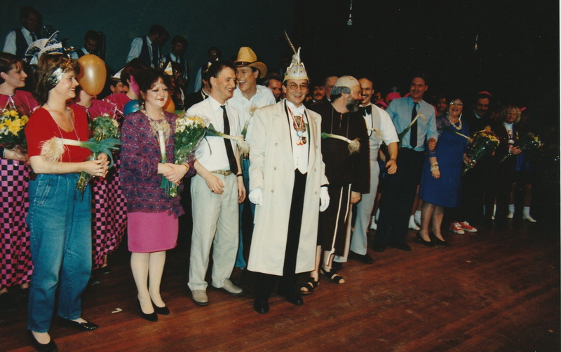 92-01-18 Boonte Aovundj in de aoje Mûnt