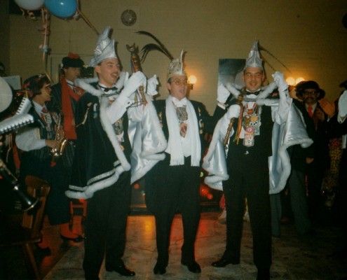 92-02-21 Op bezeuk beej de Piepkuûkes in Indj