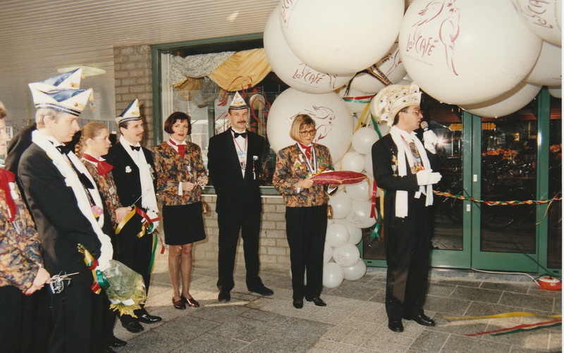 92-02-27 Oeepening van la Place