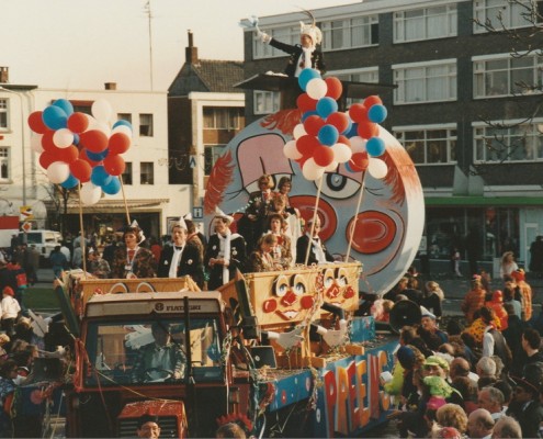 92-03-01 Optocht en ut was 20 graden!