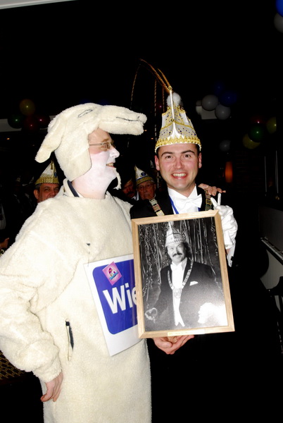 _D209066 (1296 x 1936)